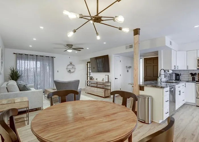 Charming In Scottsdale! *